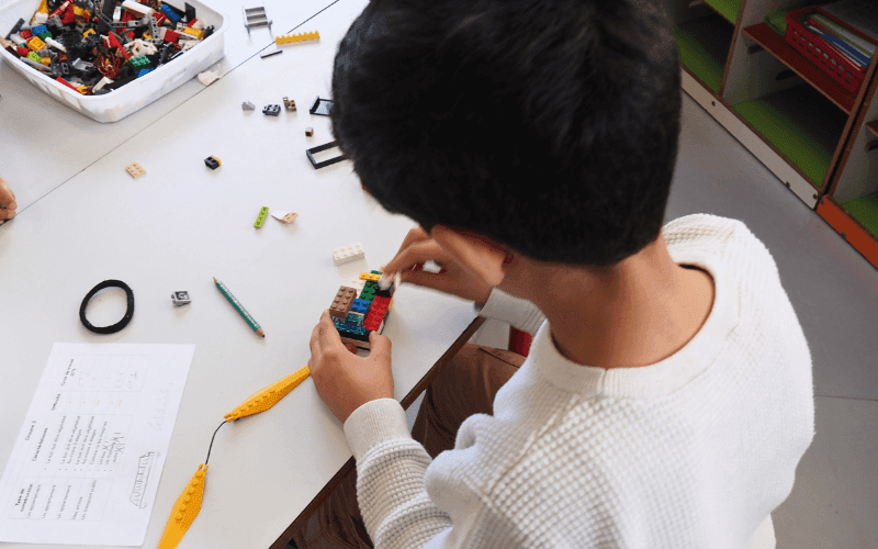 Ozobot_LEGO2